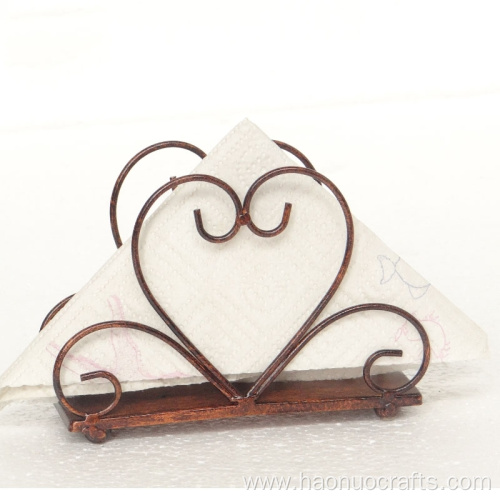 Modern simple heart-shaped paper towel holder